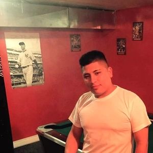 Meet your Posher, Max